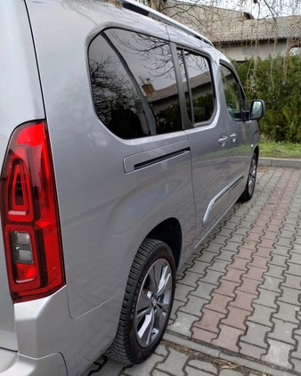 Toyota Proace City Verso cena 114000 przebieg: 36800, rok produkcji 2020 z Inowrocław małe 37